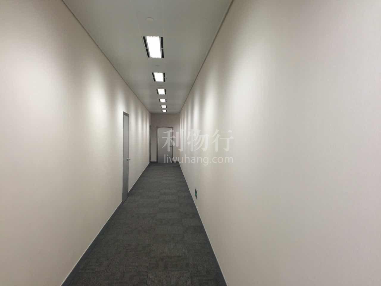会德丰国际广场写字楼319m2办公室9.80元/m2/天 中等装修