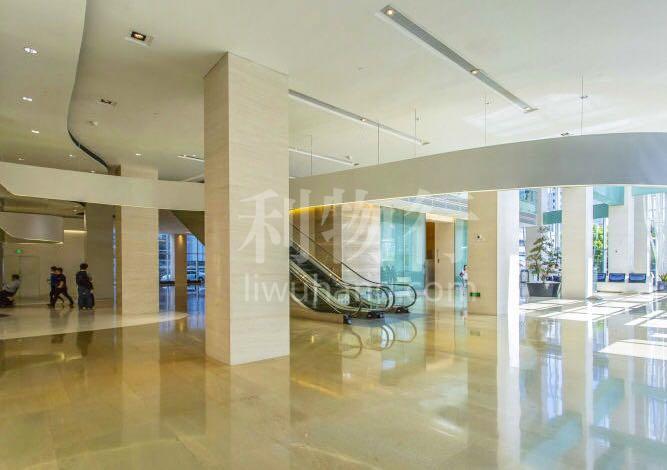 SOHO东海广场写字楼869m2办公室7.00元/m2/天 中等装修