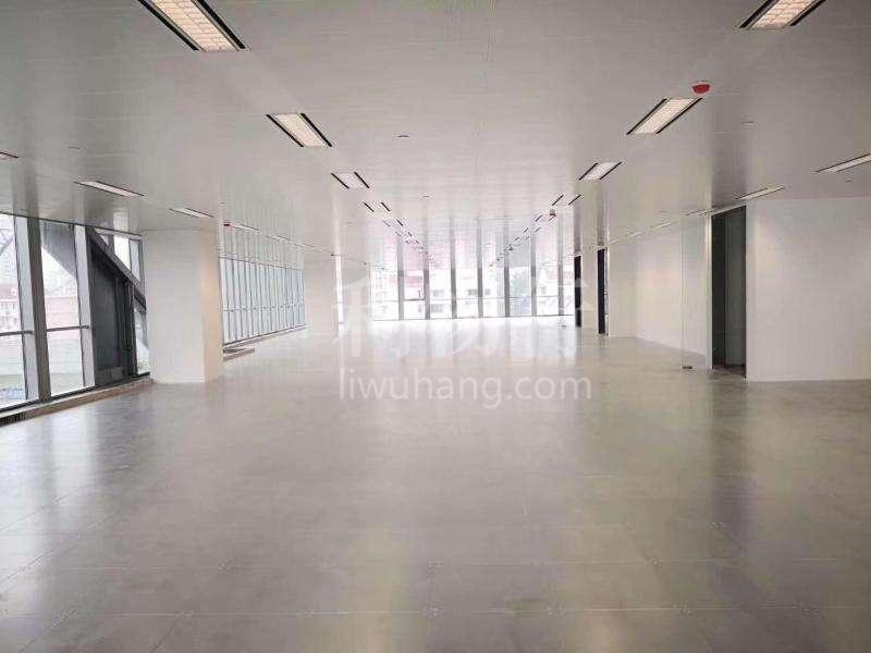 上海长宁国际发展广场写字楼352m2办公室7.00元/m2/天 中等装修