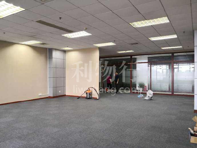 远洋商业广场写字楼158m2办公室6.00元/m2/天 中等装修