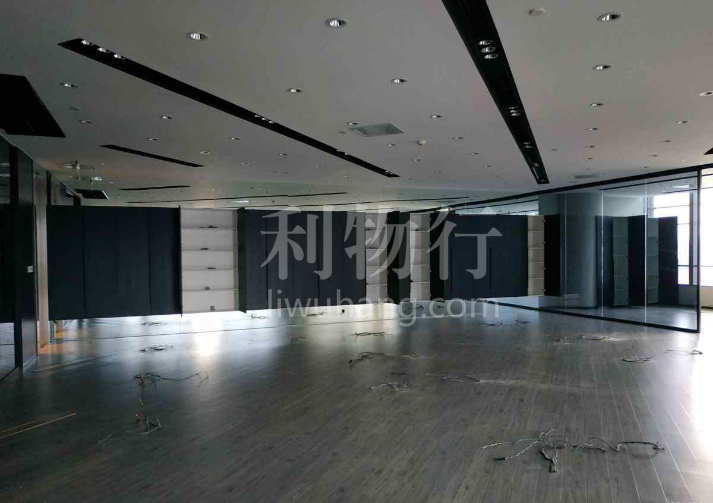联谊大厦写字楼560m2办公室5.00元/m2/天 中等装修