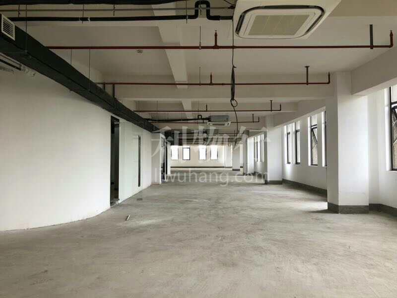 世贸商城写字楼 981m2办公室 6.00元/m2/天 中等装修