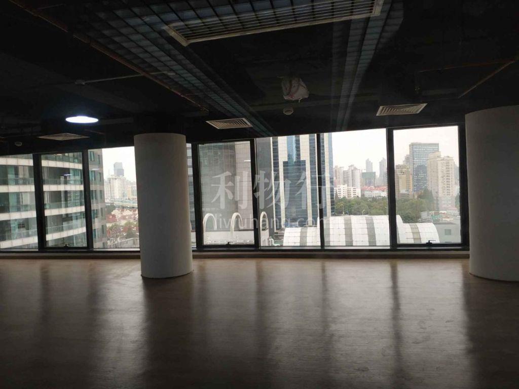 协泰中心写字楼550m2办公室4.50元/m2/天 中等装修