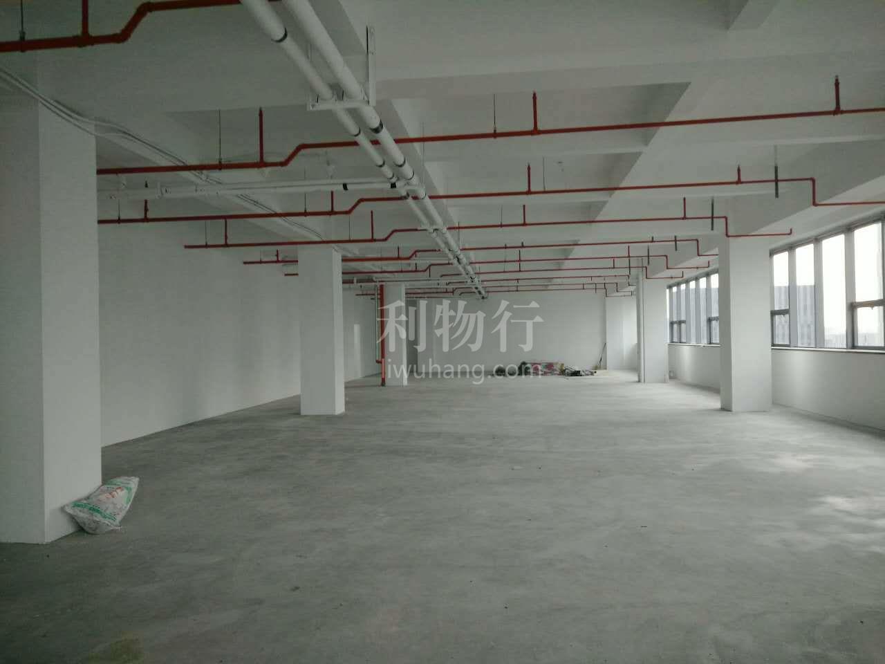上海普天信息产业园写字楼148m2办公室4.00元/m2/天 中等装修