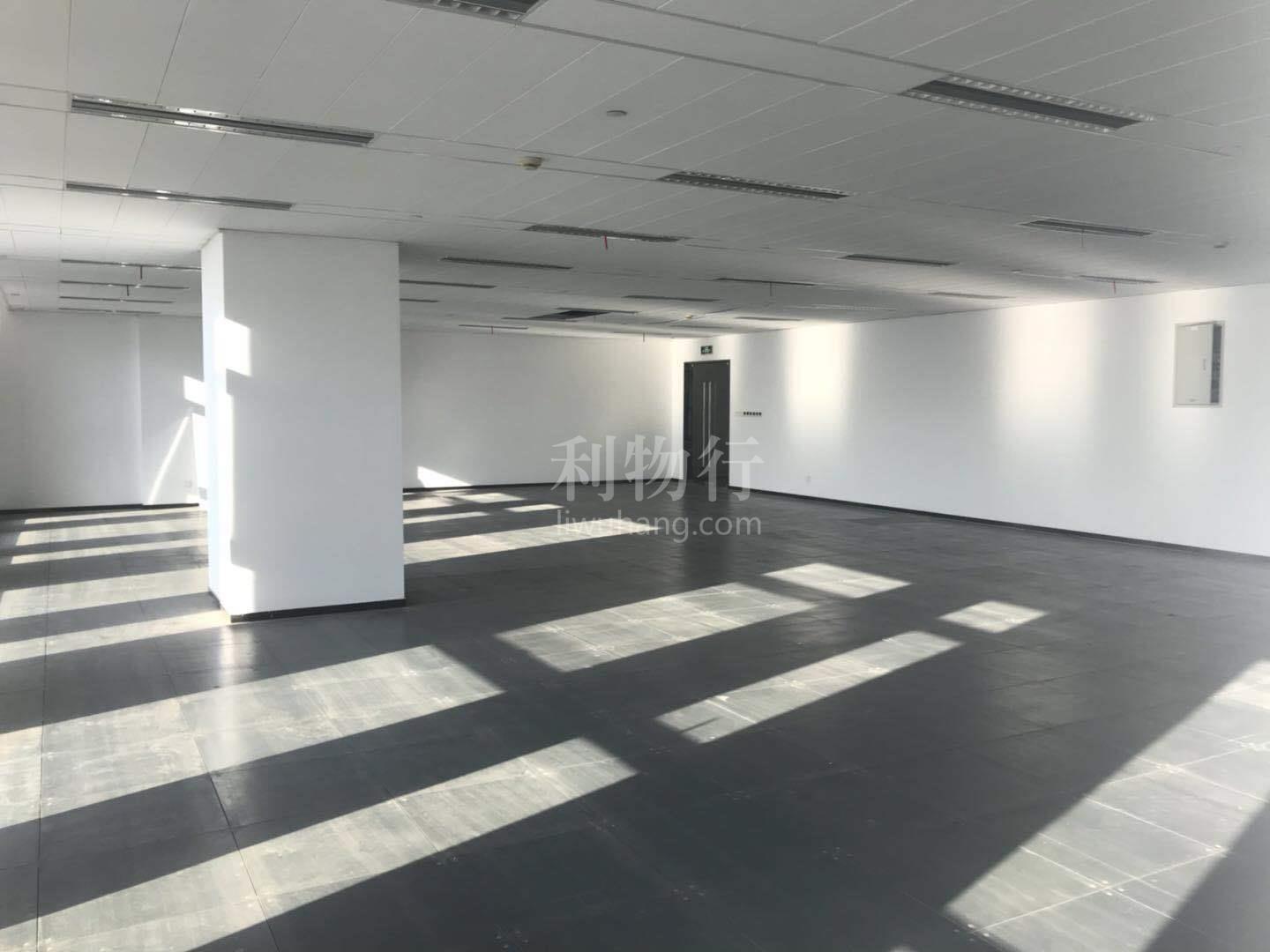 宝矿洲际商务中心写字楼445m2办公室5.30元/m2/天 中等装修