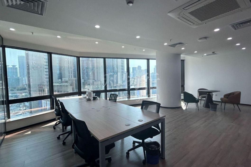 越界·紫安大厦写字楼122m2办公室4.00元/m2/天 中等装修