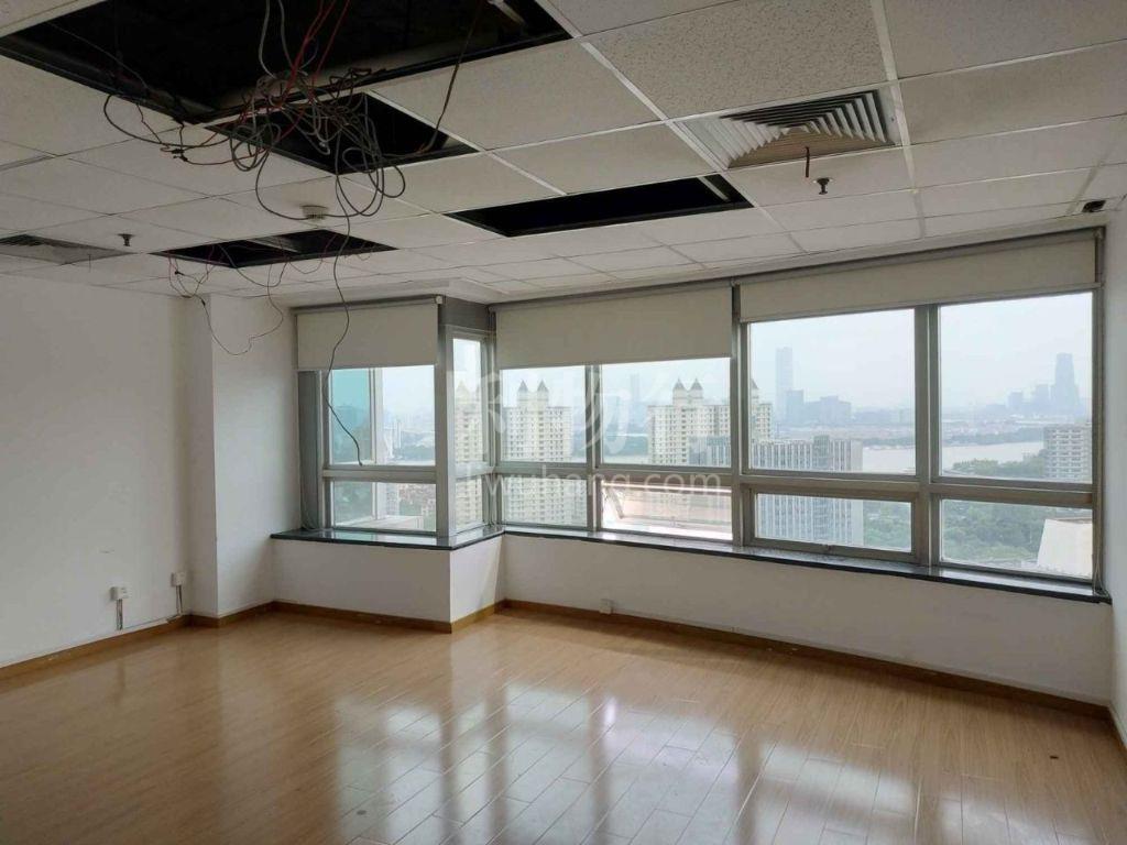 江南造船大厦写字楼299m2办公室4.00元/m2/天 中等装修