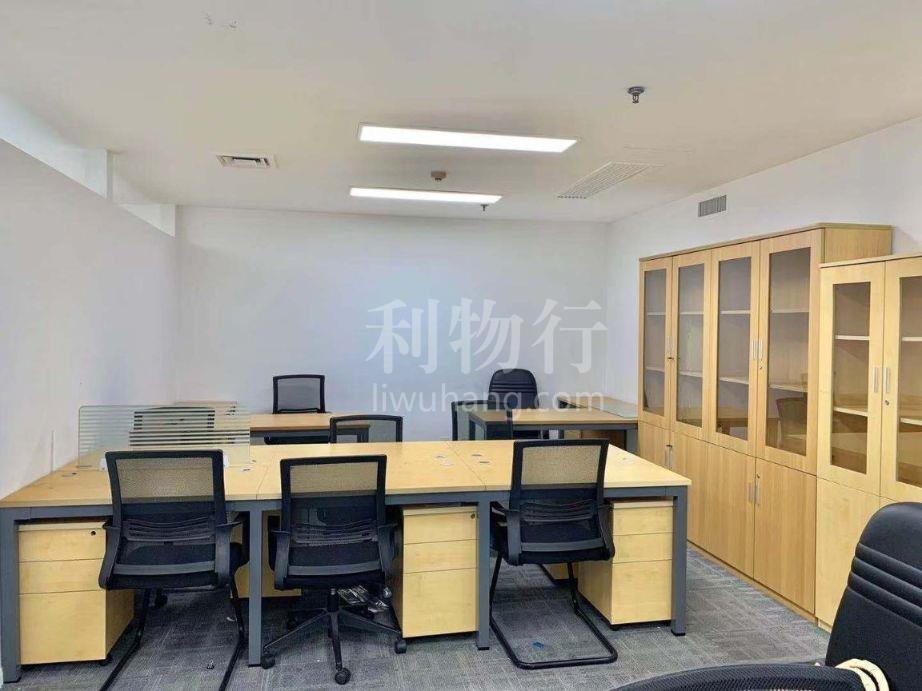 新上海城市广场写字楼395m2办公室3.00元/m2/天 精装修