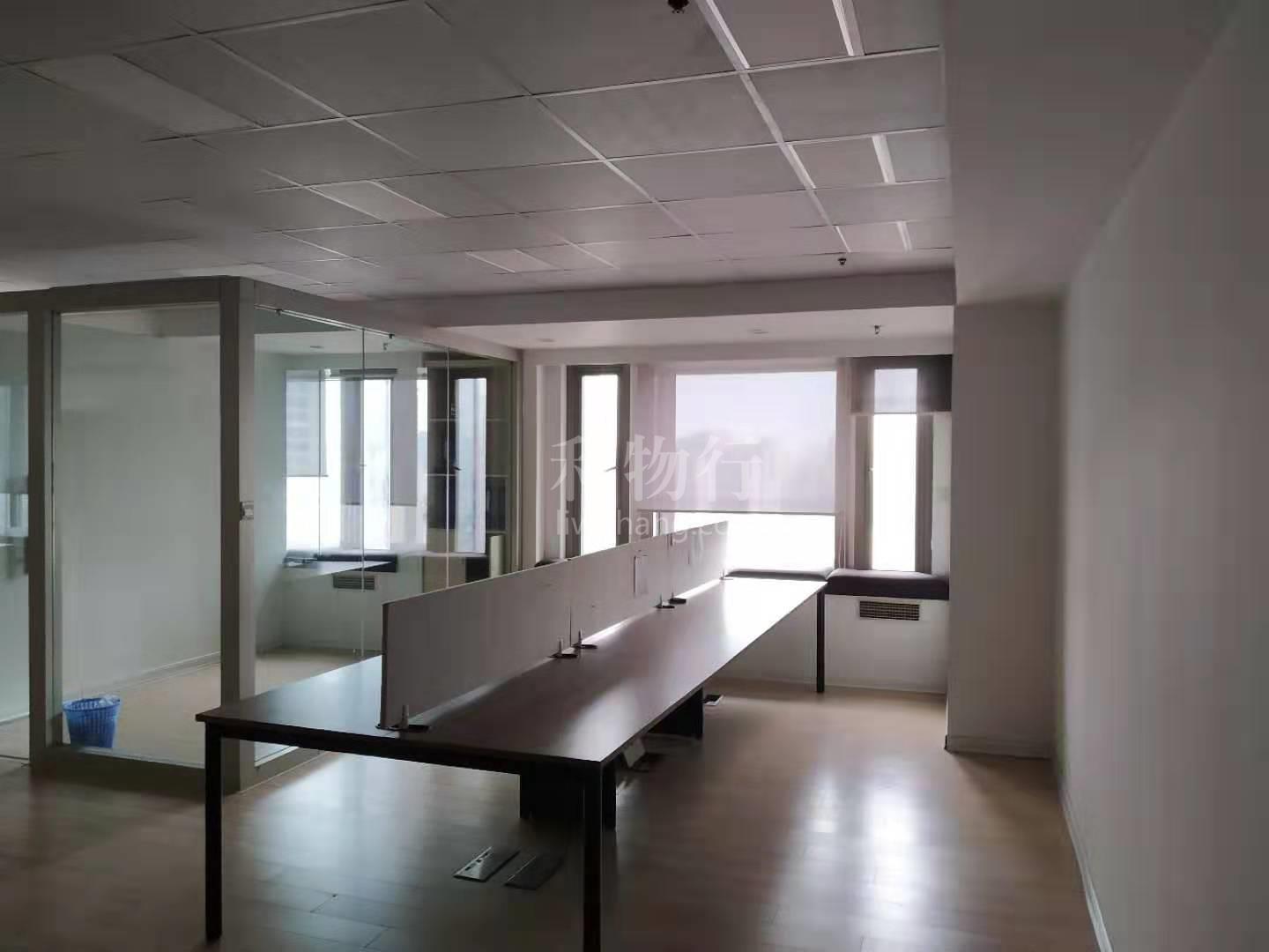 旺角广场写字楼80m2办公室4.50元/m2/天 中等装修