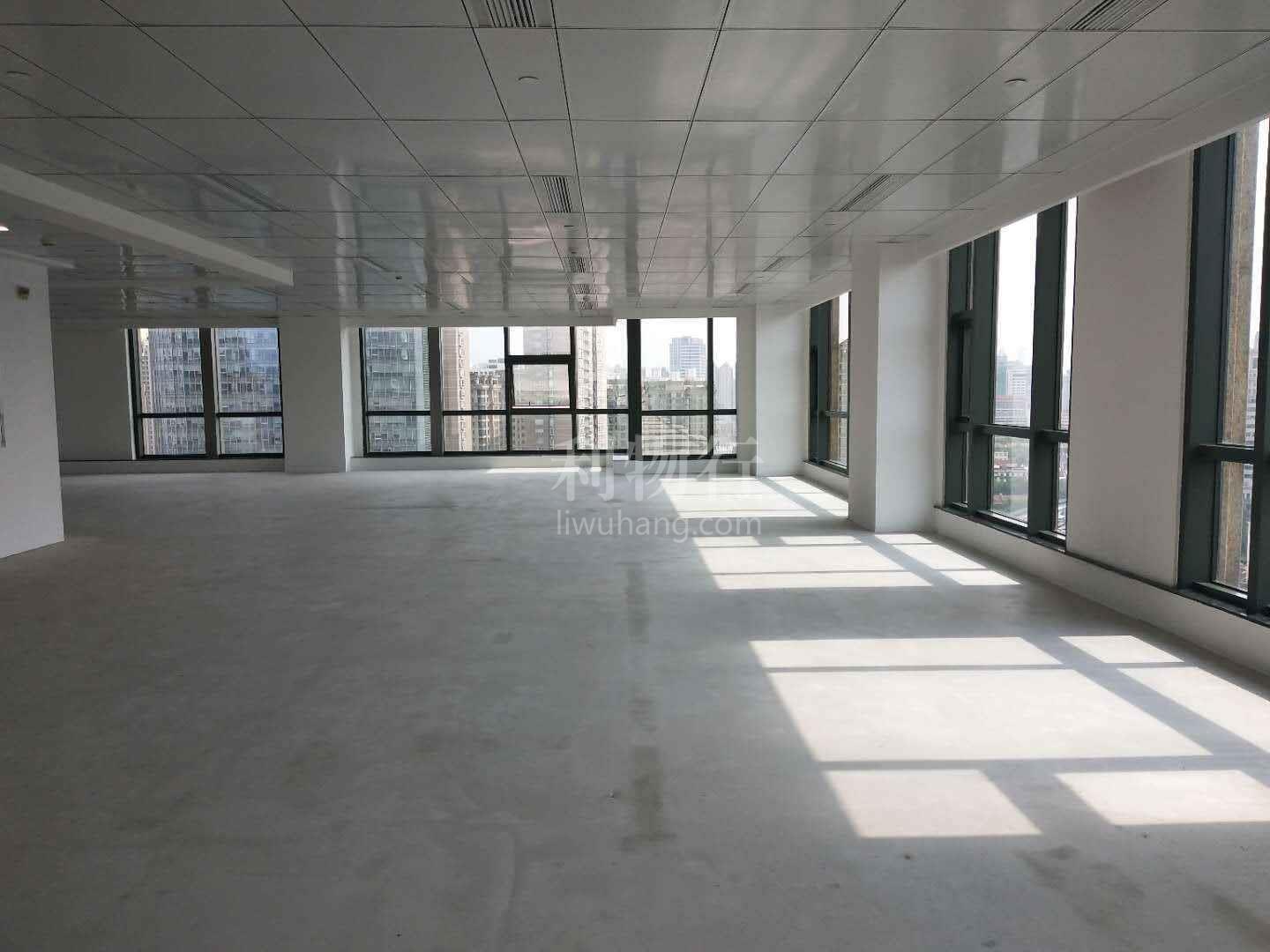 解放日报大厦写字楼432m2办公室4.50元/m2/天 中等装修