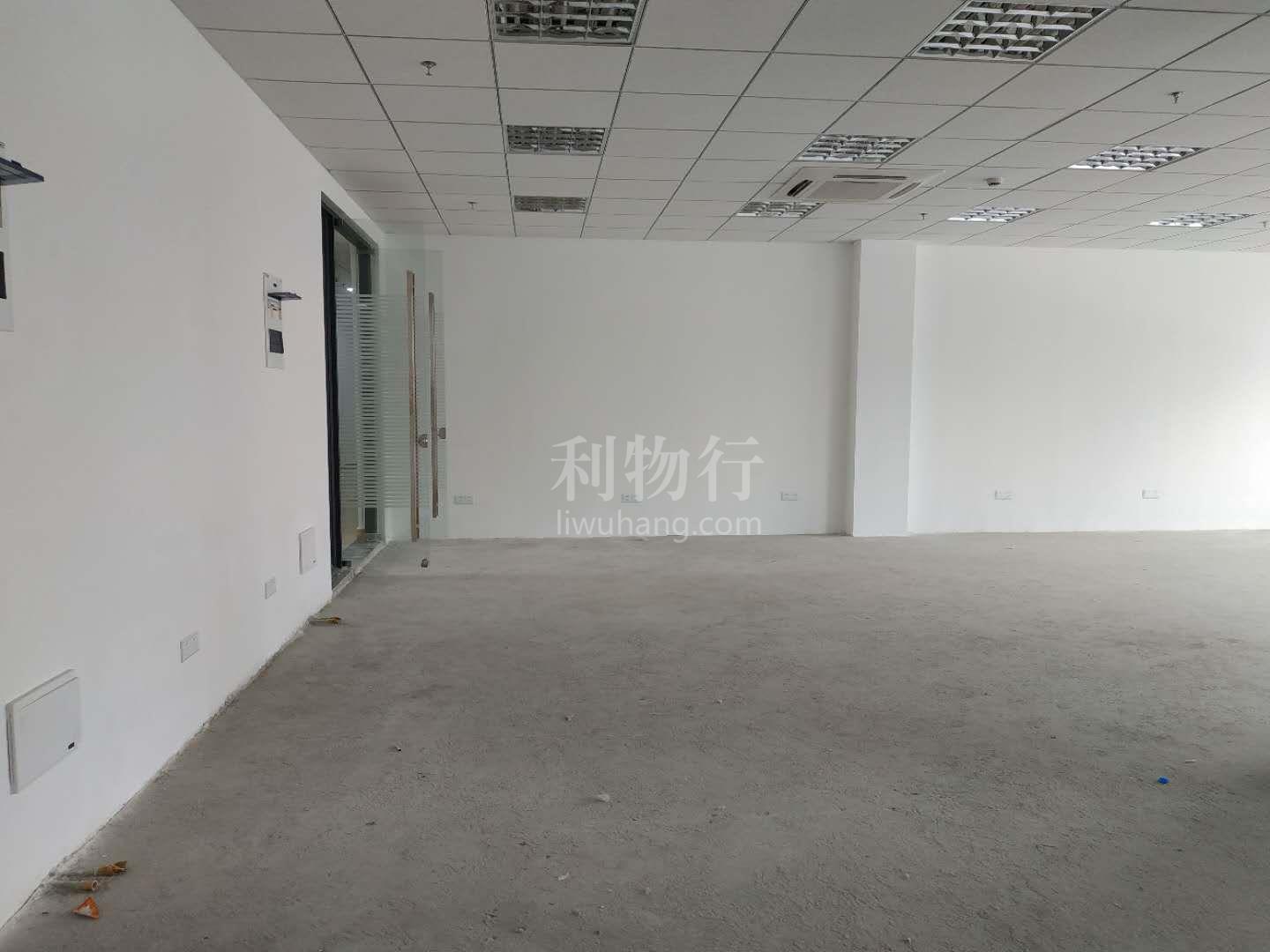 汇通大厦写字楼240m2办公室4.00元/m2/天 中等装修