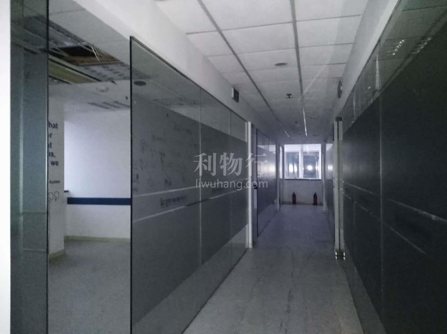港陆黄浦中心写字楼192m2办公室3.80元/m2/天 中等装修