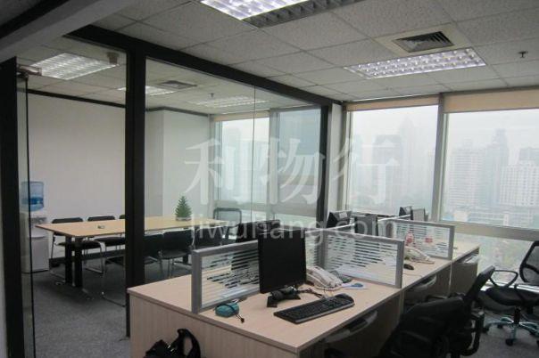 金光外滩中心写字楼63m2办公室7.00元/m2/天 精装修