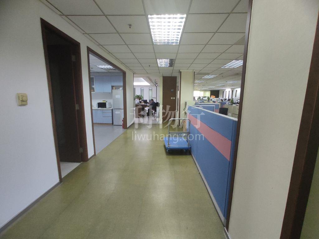 长宁来福士广场 · 2465㎡带办公家具 有图房源 装修品质好 楼盘品质高
