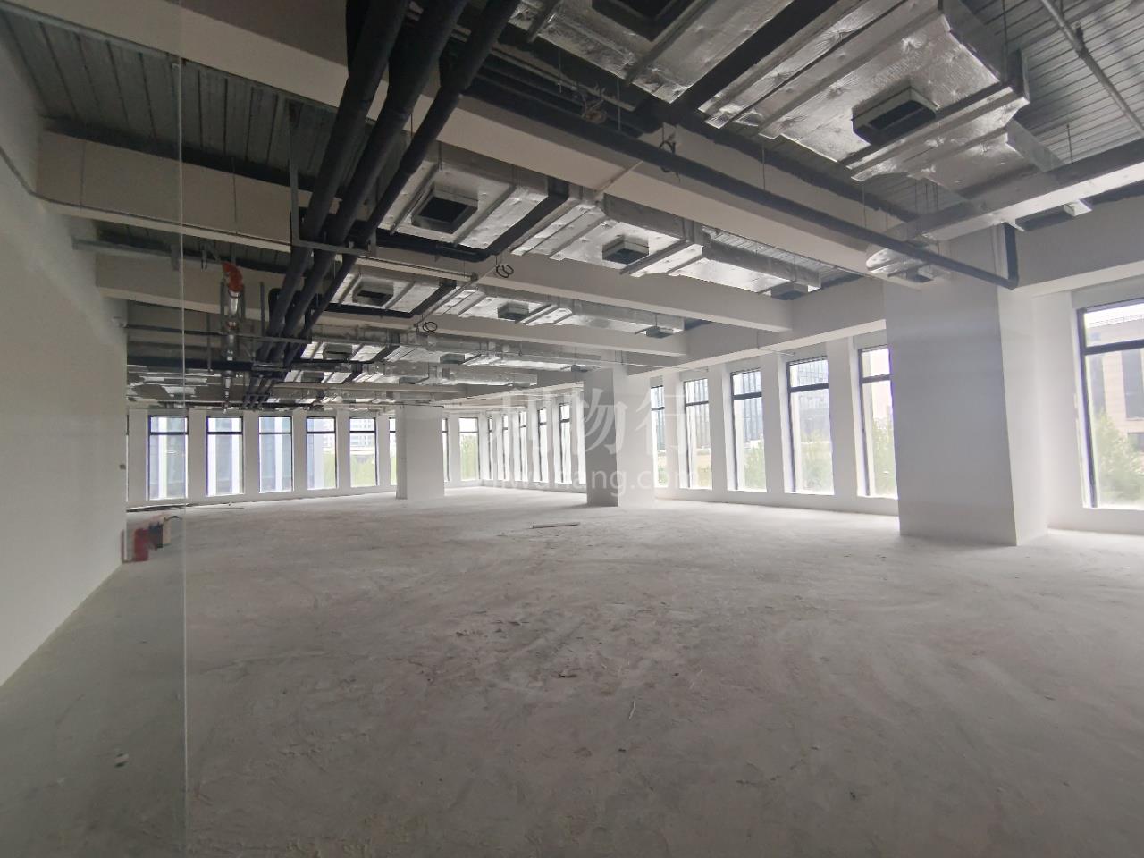 云芯科创中心写字楼1200m2办公室4.5元/m2/天 简单装修
