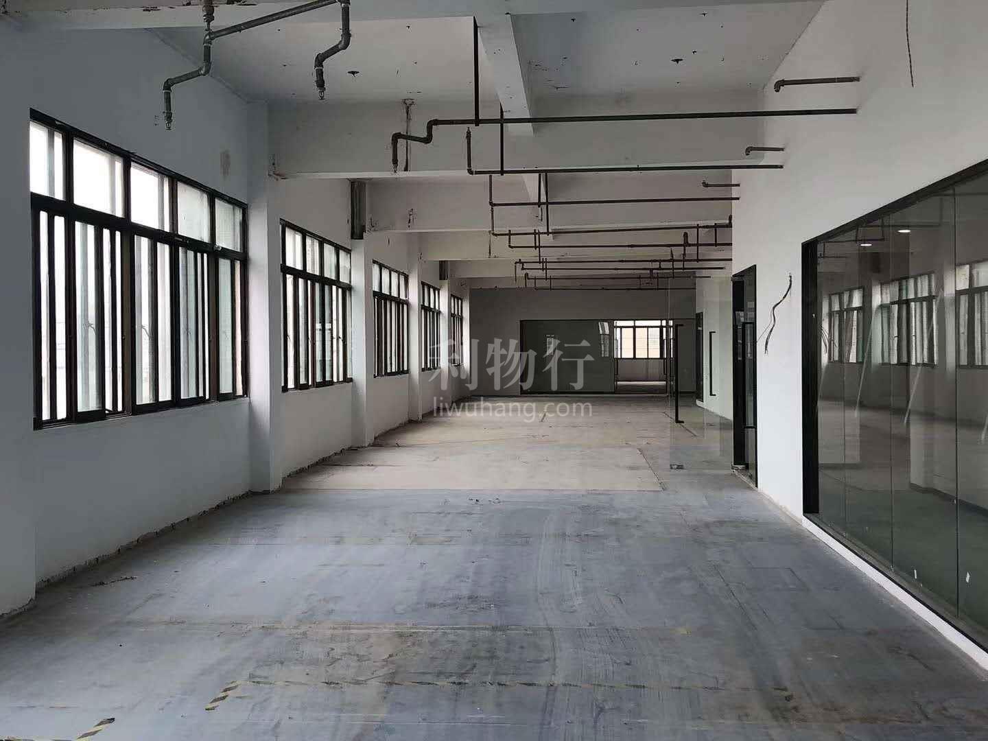 桂菁园写字楼700m2办公室3.00元/m2/天 简单装修