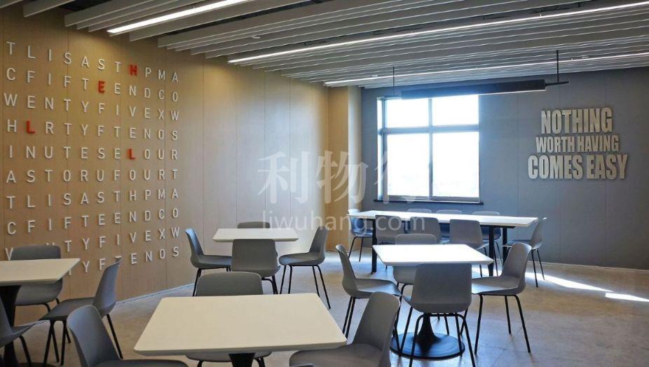 光启园写字楼420m2办公室3.70元/m2/天 精装修