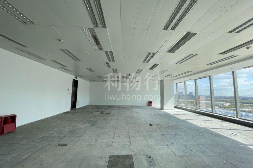 上海绿地中心写字楼200m2办公室6.00元/m2/天 简单装修