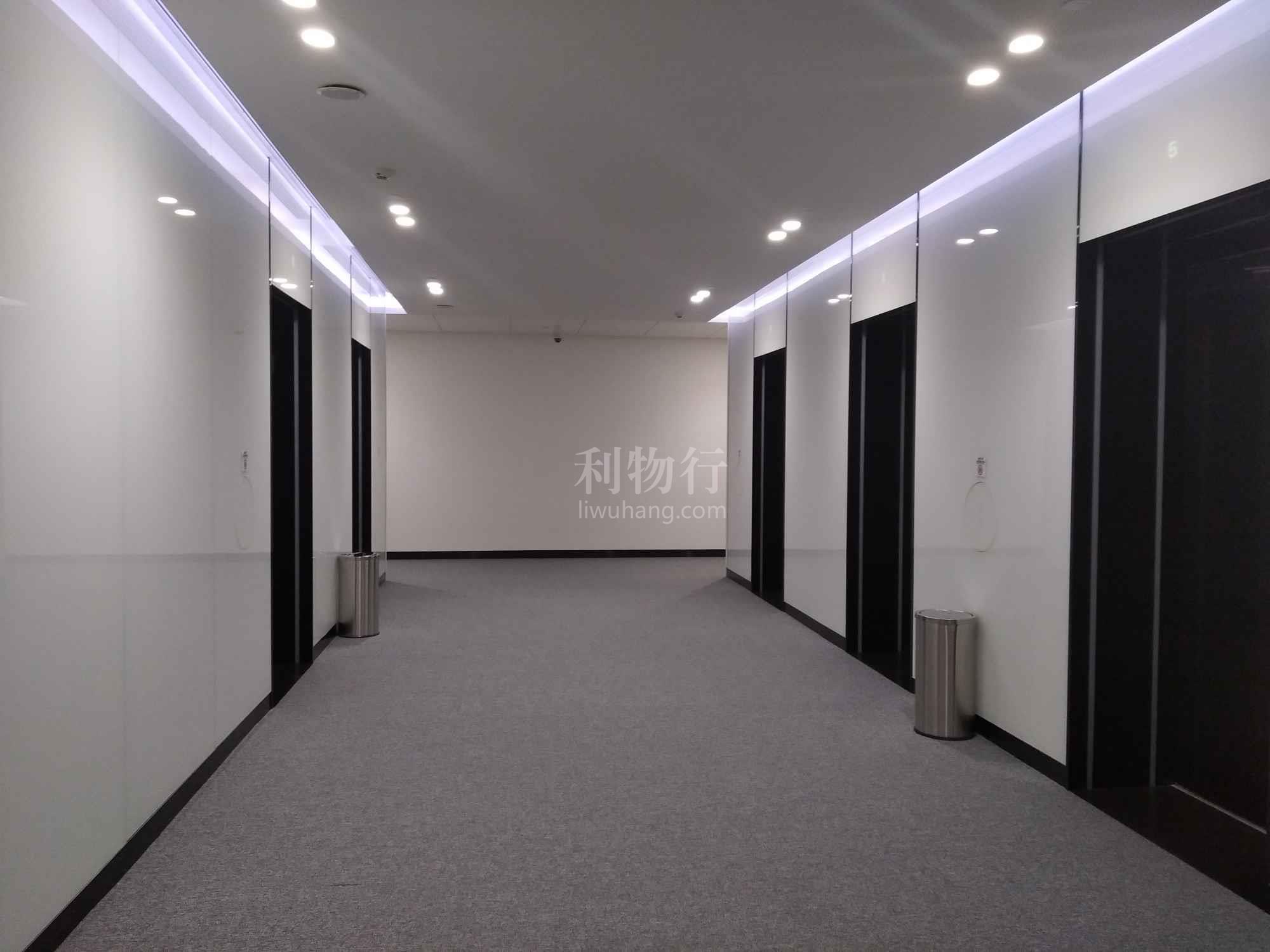 徐汇万科中心写字楼698m2办公室4.70元/m2/天中等装修