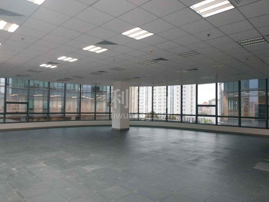 徐汇日月光中心写字楼600m2办公室5.50元/m2/天中等装修