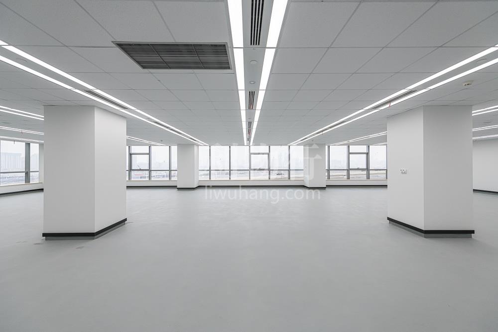 坤阳国际商务广场写字楼680m2办公室3.50元/m2/天简单装修