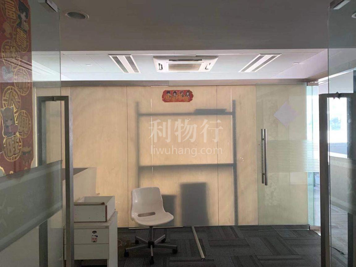 上海电影广场写字楼217m2办公室5.00元/m2/天 精装修