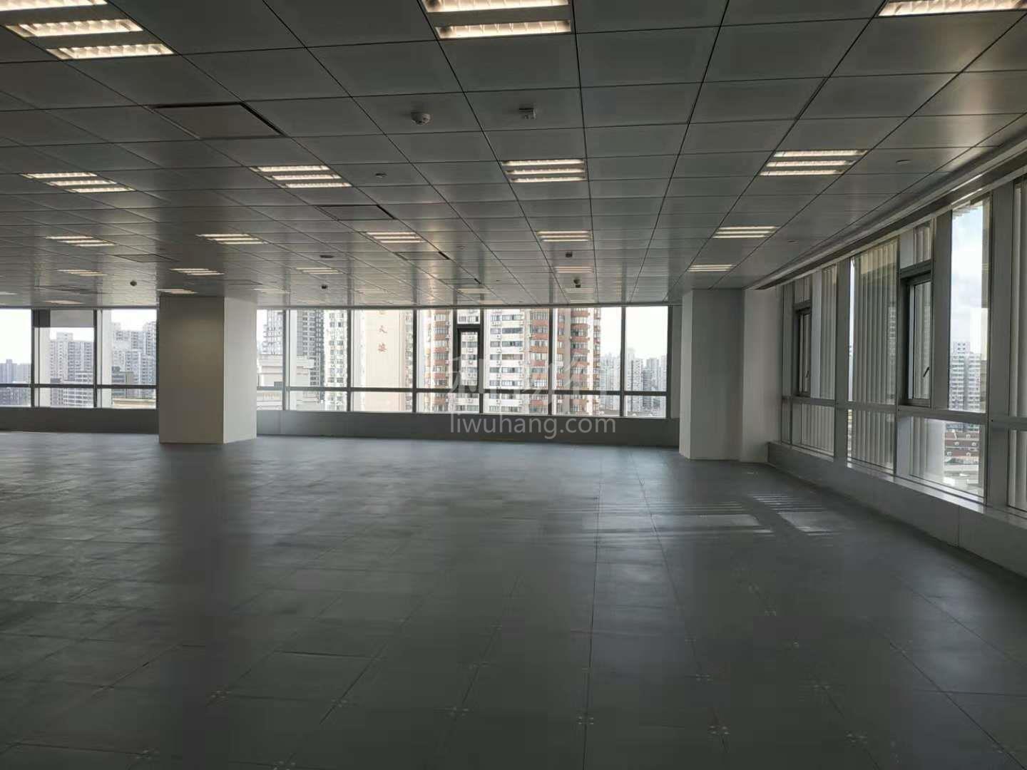 H88越虹广场写字楼360m2办公室5.00元/m2/天 中等装修