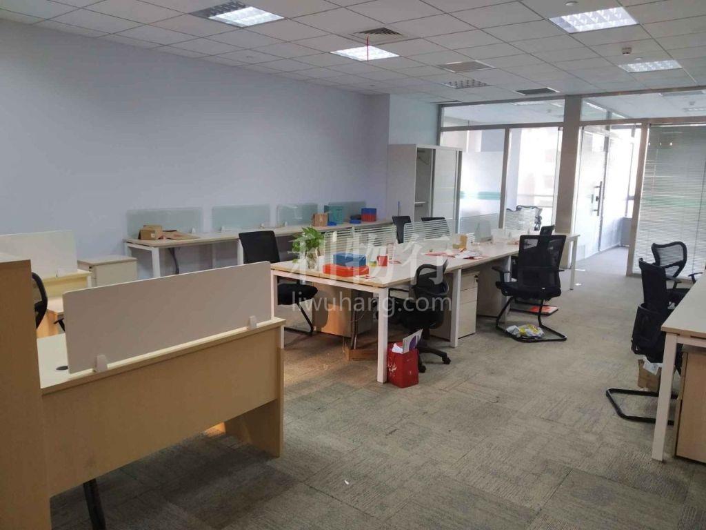 上海数字产业园写字楼205m2办公室3.80元/m2/天 中等装修