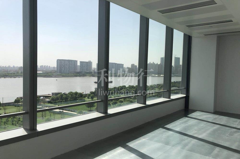 银亿滨江中心写字楼865m2办公室4.00元/m2/天 中等装修