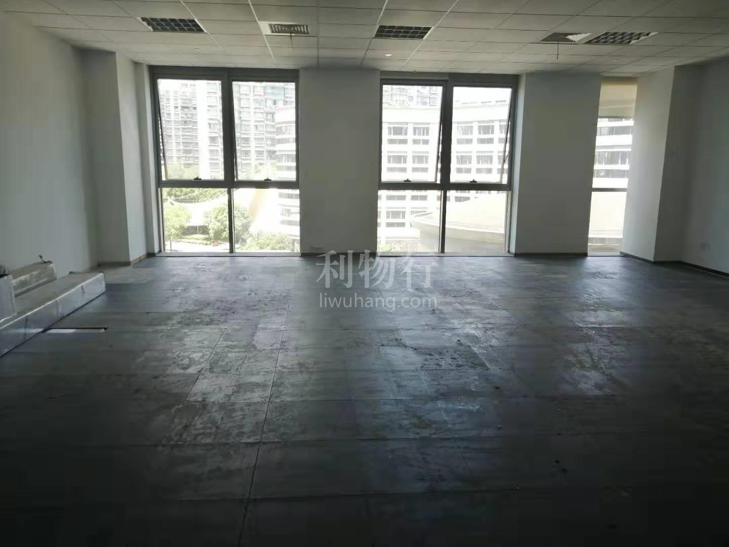 上海数字产业园写字楼130m2办公室4.00元/m2/天 简单装修