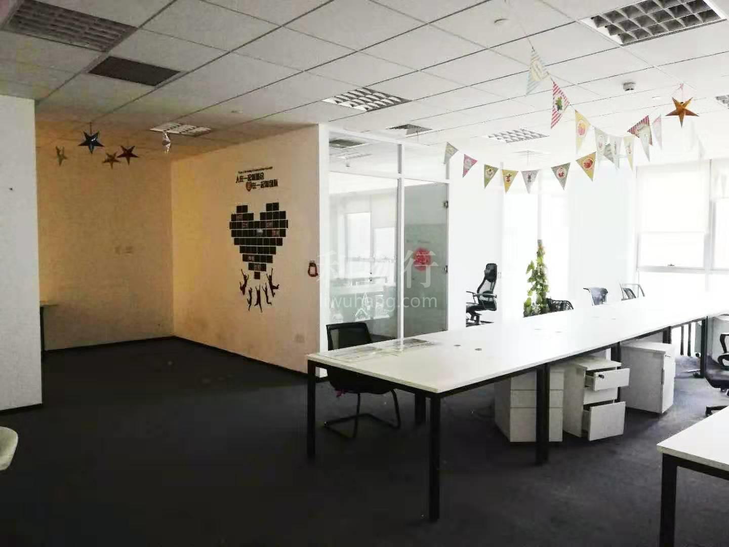 上海数字产业园写字楼150m2办公室4.00元/m2/天 简单装修
