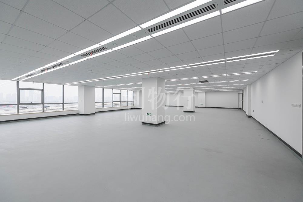 福建天安大厦写字楼1055m2办公室2.50元/m2/天 中等装修