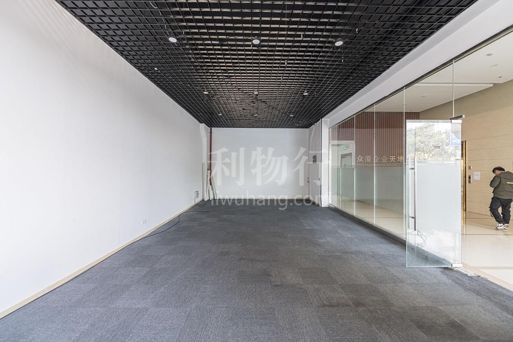 宏南投资大厦写字楼127m2办公室3.80元/m2/天 中等装修 