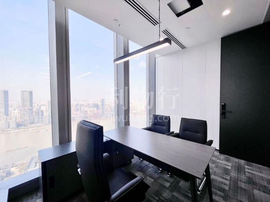 中国人寿金融中心写字楼230m2办公室8.50元/m2/天 中等装修