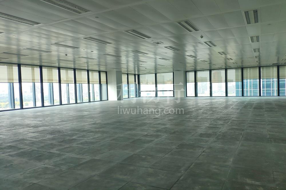 星展银行大厦写字楼665m2办公室8.00元/m2/天 简单装修